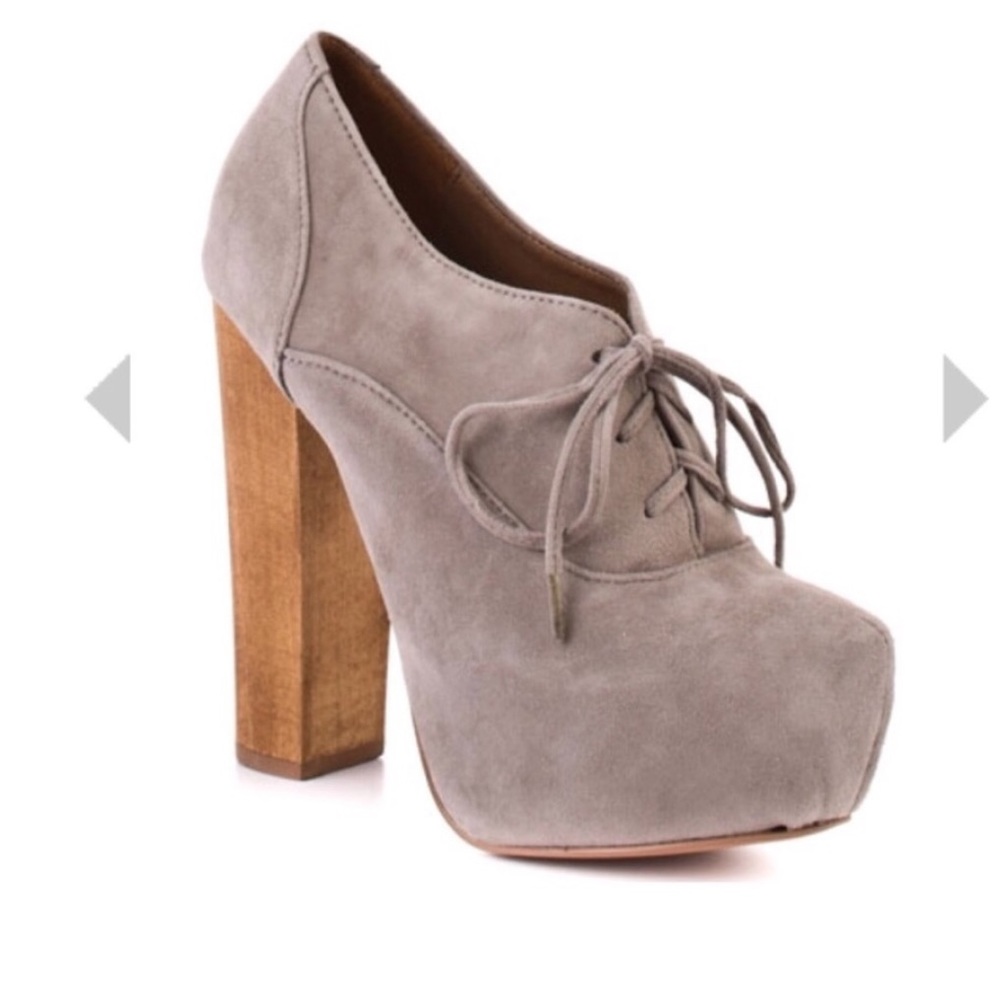Steve Madden cirkus suede chunky heels